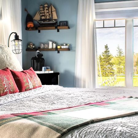Back Home Bed And Breakfast Membertou Exteriör bild
