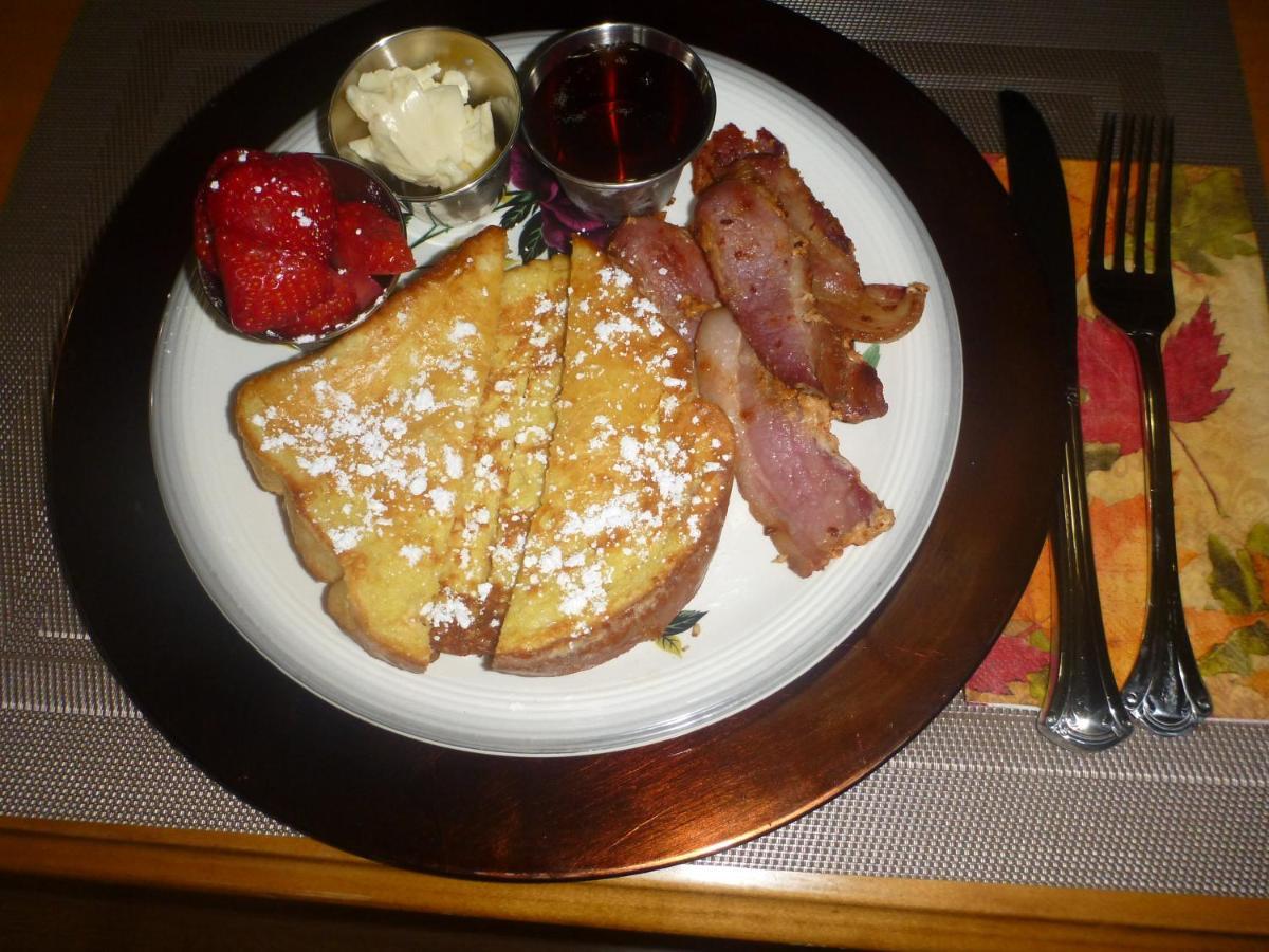 Back Home Bed And Breakfast Membertou Exteriör bild
